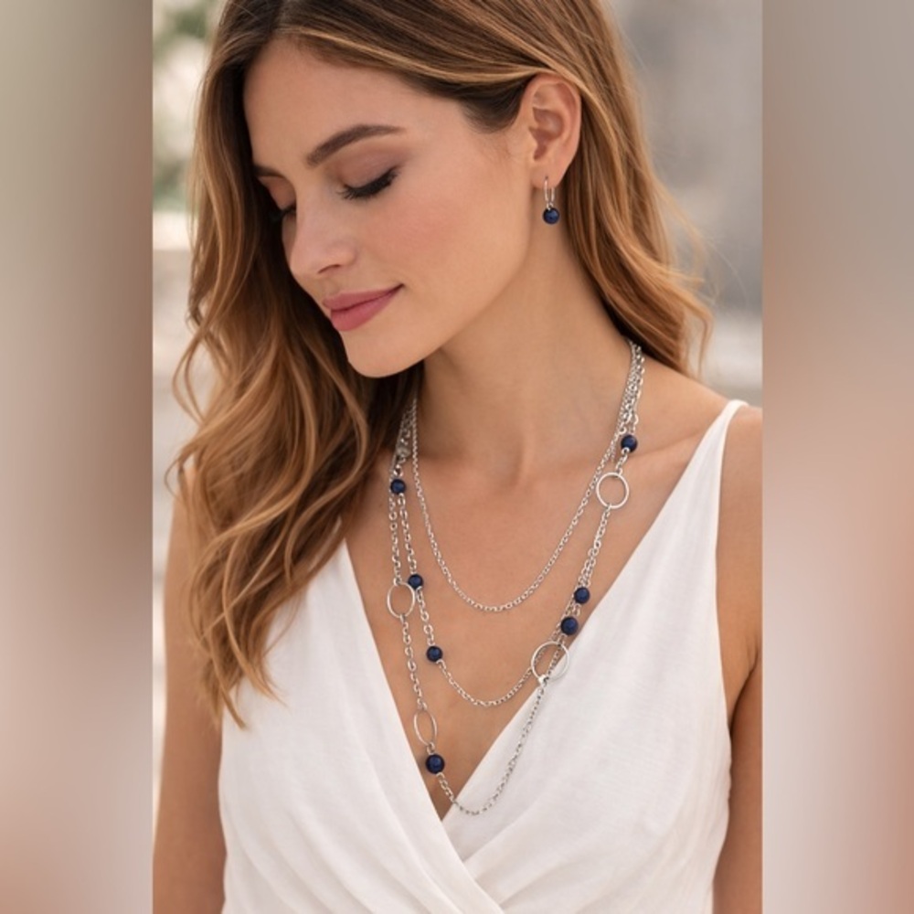 💙Layered Silver Tone Necklace with Blue Beads & earrings🩶